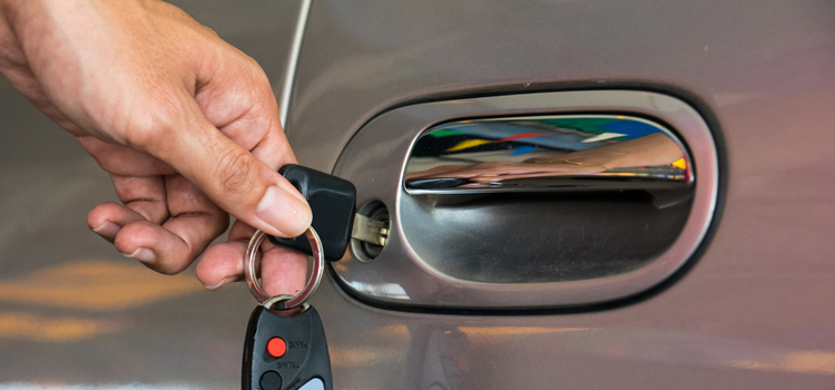 Car door lock repair in Monrovia